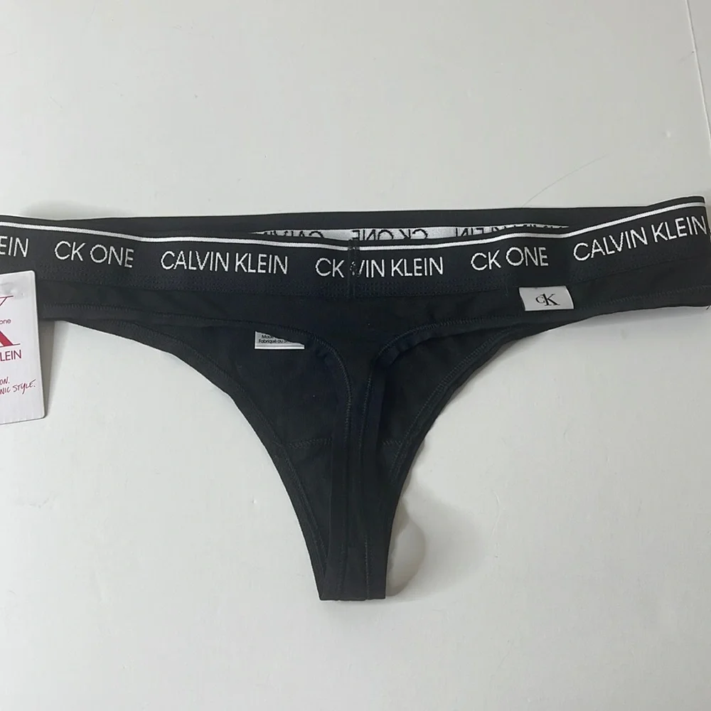 Calvin Klein calvin klein